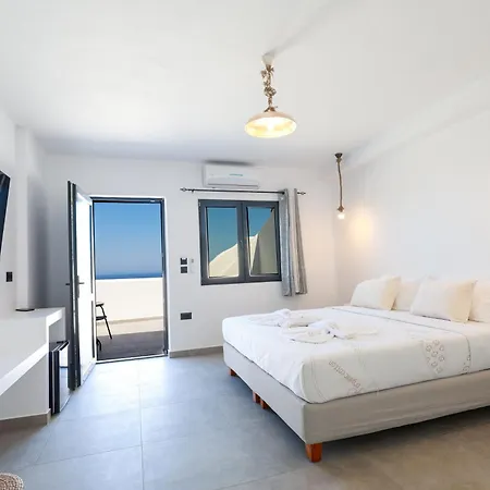 Hotel Gold Diamond Luxury Santorini