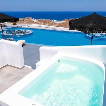 Gold Diamond Luxury Santorini Vourvoúlos